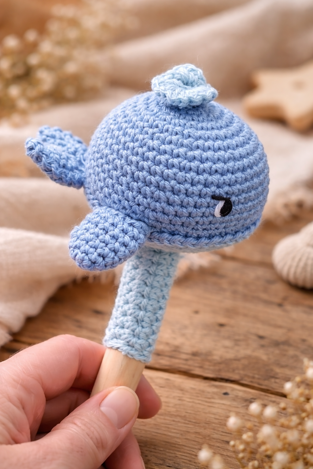 Hochet sensoriel - Bimboo la Petite Baleine – Image 2